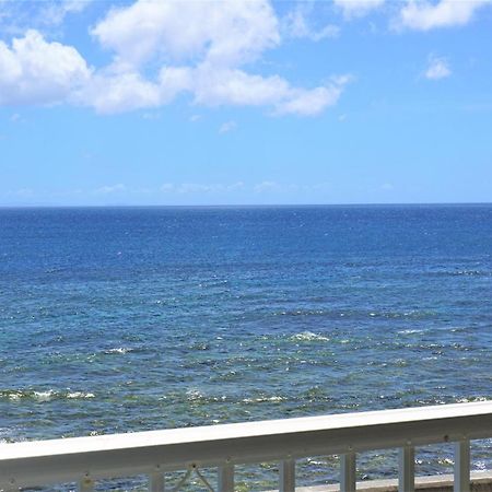 Hotel Okinawa Ocean Front à Chatan Extérieur photo