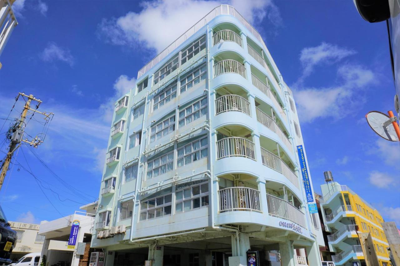 Hotel Okinawa Ocean Front à Chatan Extérieur photo