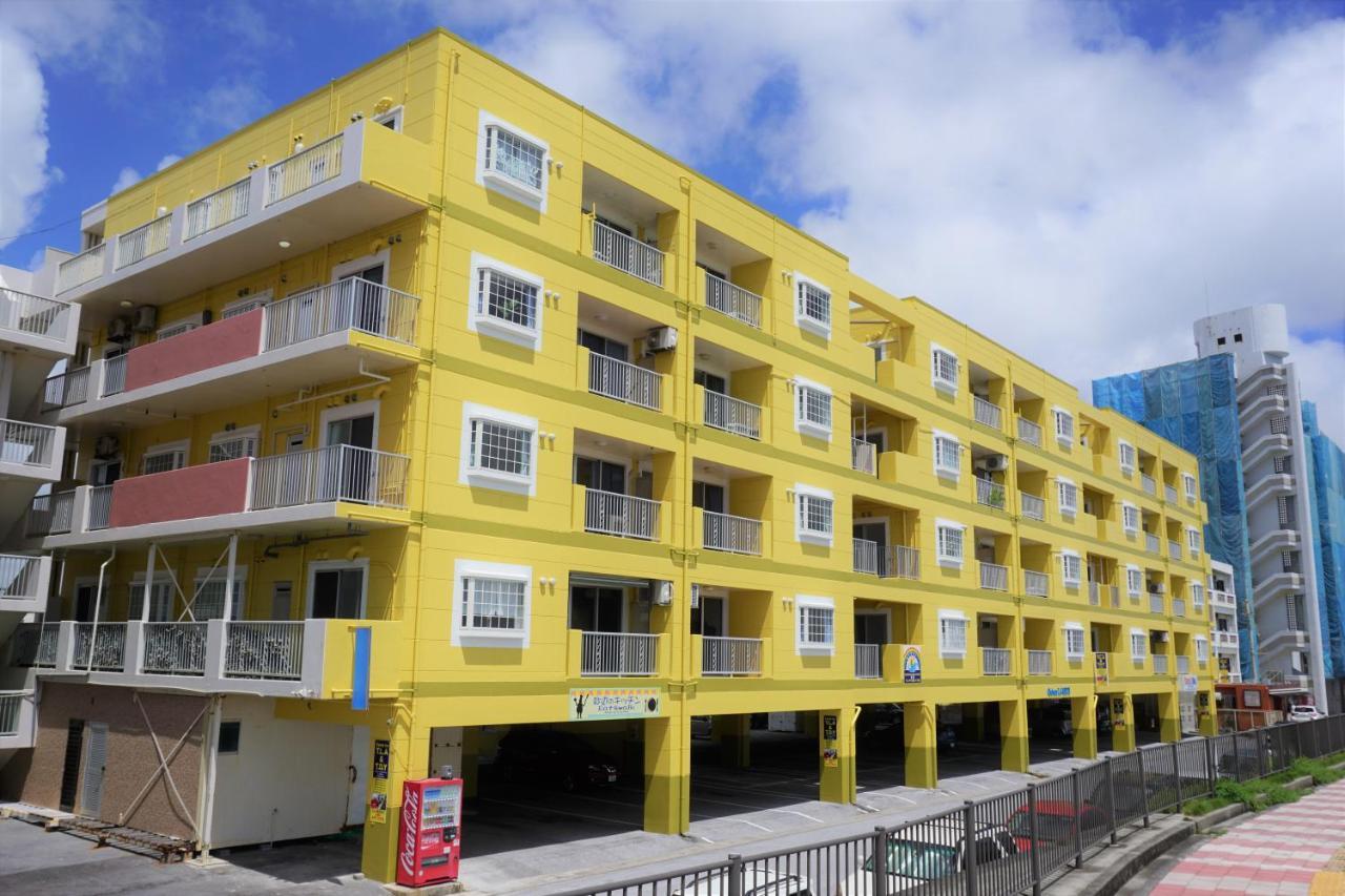 Hotel Okinawa Ocean Front à Chatan Extérieur photo